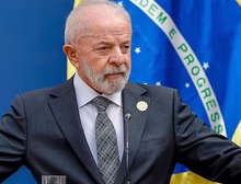 Lula diz que está com 'certa tranquilidade' e que ainda não há guerra comercial com os EUA