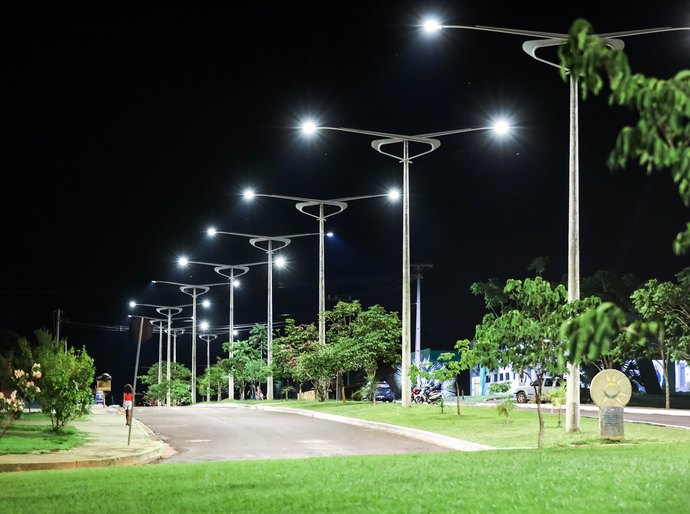 Municípios já instalaram 64% das luminárias do programa MT Iluminado
