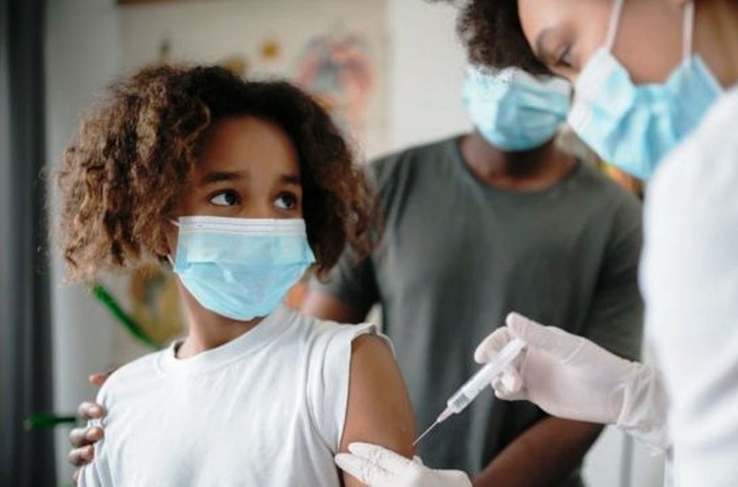 Covid-19: 20 dias após aval da Anvisa, governo anuncia vacinação infantil; entenda
