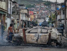 Governo do Rio divulga lista com nomes de 115 mortos em megaoperação