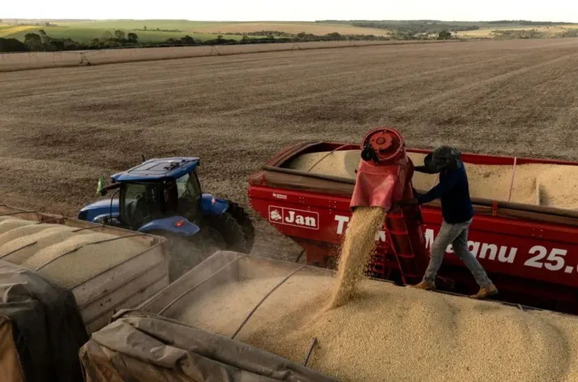 O plano da China para se livrar da dependência do agro brasileiro (e por que isso assusta o Brasil)