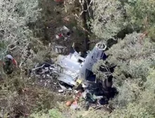 Destroços de helicóptero com cantor Rick são encontrados; não há sobreviventes