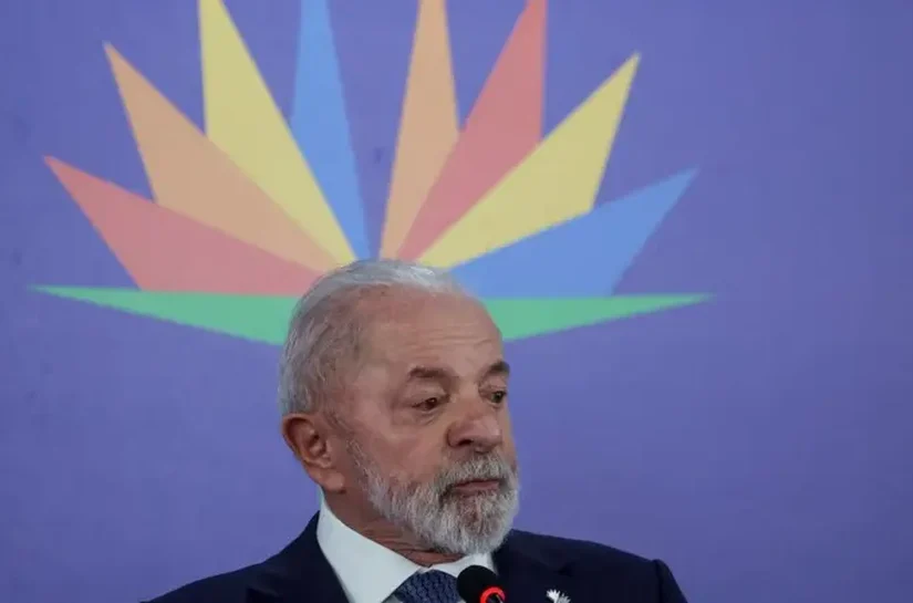 Lula chama postura de Trump de 'irresponsável' após ameaças ao Brics e diz que mundo não quer 'imperador'