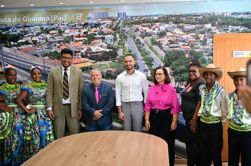 Chico 2000 recebe representantes da cultura cuiabana e firma apoio a projetos para o setor