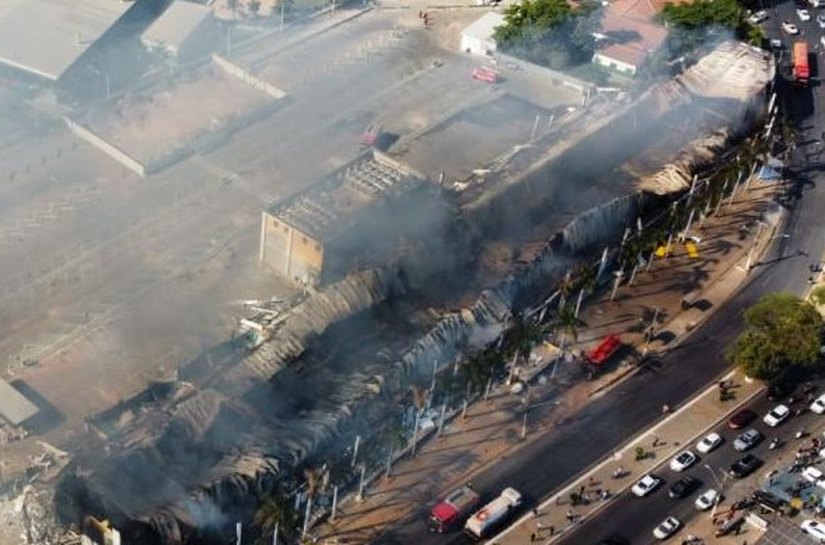 Veja Vídeos: As impressionantes imagens do maior incêndio da história de Cuiabá que devastou 600 lojas no Shopping Popular