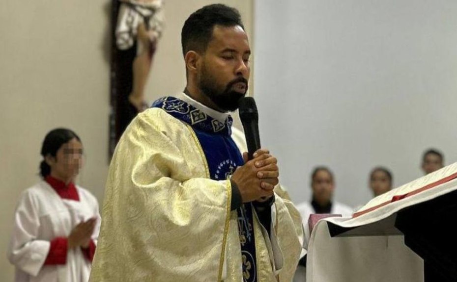 Veja Vídeo: Igreja Católica reage a escândalo e afasta padre envolvido em caso com noiva de fiel