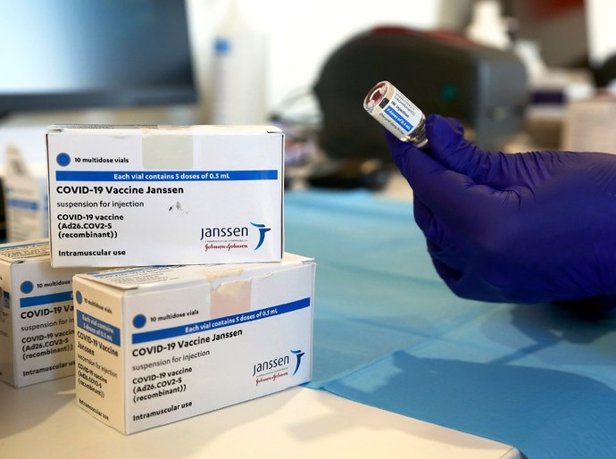 Brasil recebe o 1º lote de doação dos EUA com 2,05 milhões de doses da Janssen