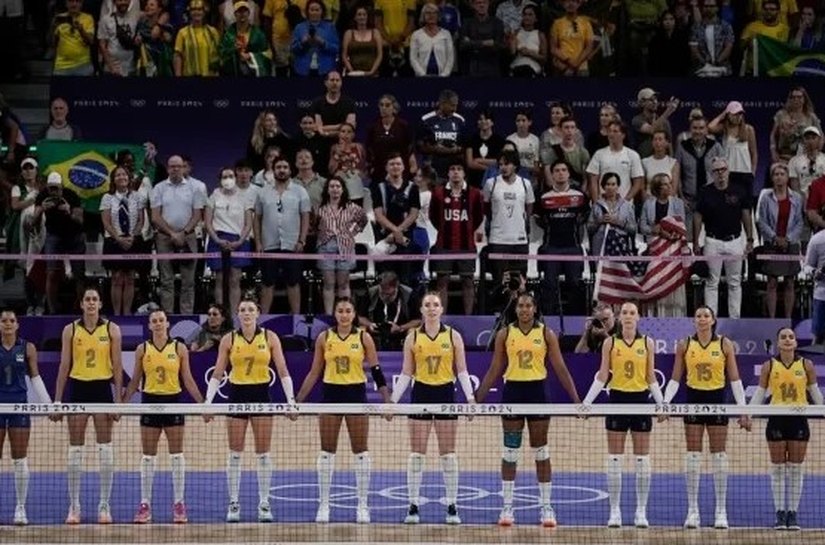 Brasil perde para os EUA no vôlei feminino e fica fora da disputa do ouro em Paris