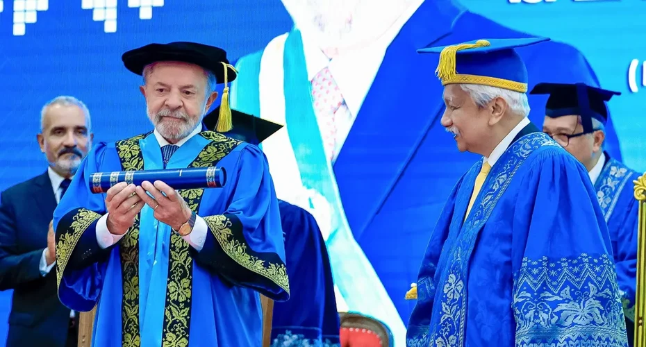 Lula recebe título de Doutor Honoris Causa na Malásia
