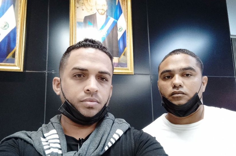 El Salvador admite dois jornalistas cubanos críticos do regime que foram obrigados a deixar a ilha