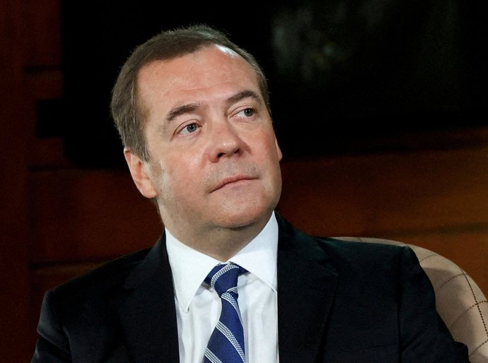 Medvedev diz que Rússia pode usar armas nucleares se reação da Ucrânia for bem-sucedida