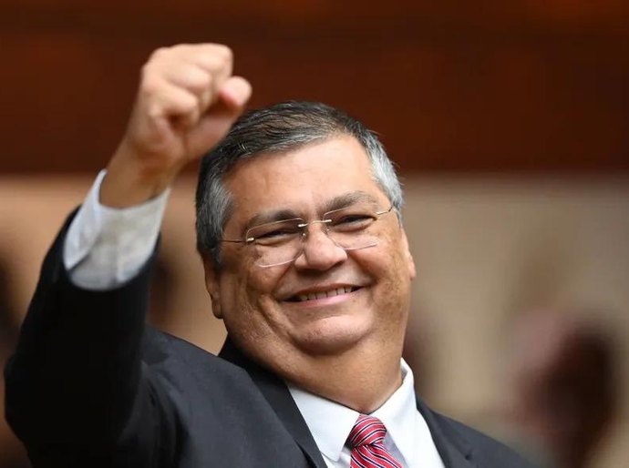 Após reunião com Barroso, Dino diz que posse no STF deve ser em 22 de fevereiro