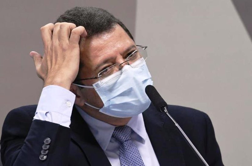 Ex-secretário de Saúde do Amazonas contradiz Pazuello sobre crise do oxigênio