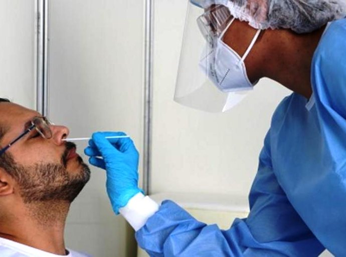 Brasil registra 595 mortes e mais de 20 mil casos de Covid-19 nas últimas 24h