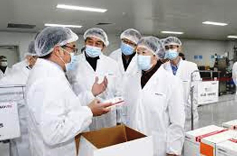 China planeja ter 600 milhões de doses de suas vacinas prontas até o fim do mês