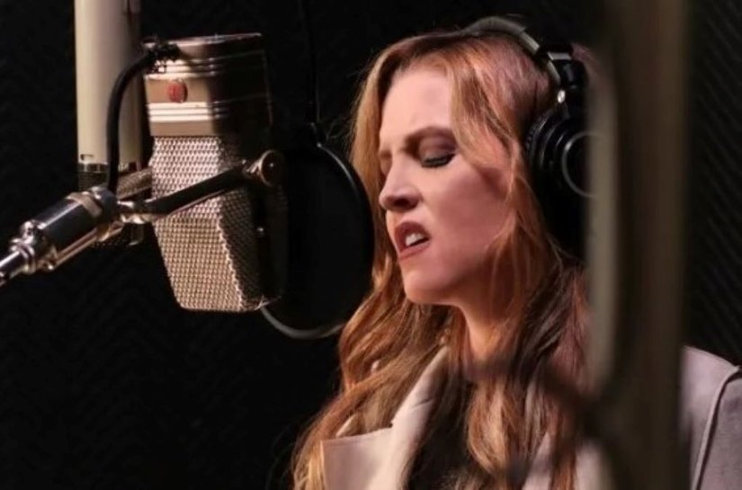 Filha de Elvis, Lisa Marie Presley morre aos 54 anos