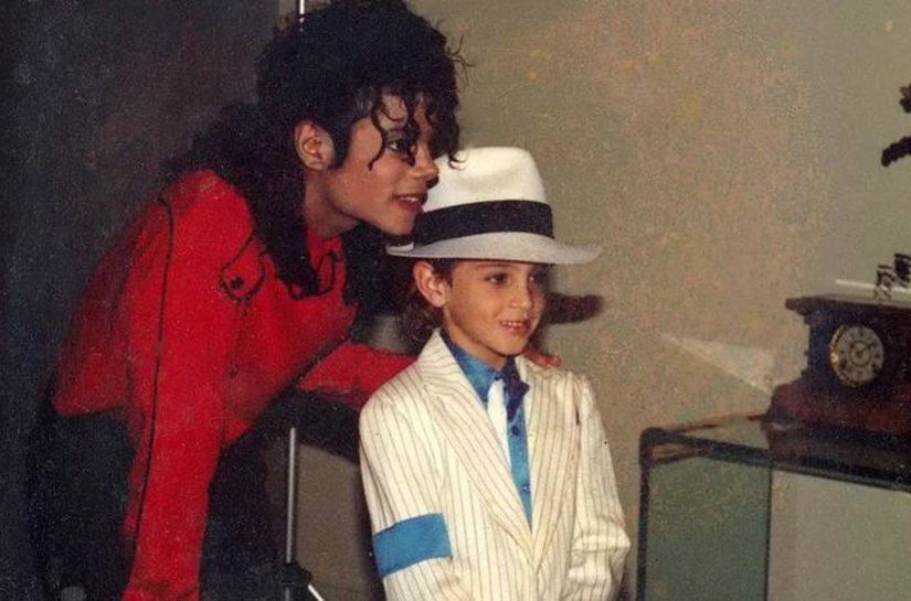 Michael Jackson: Tribunal dos EUA permite reabertura de processos de abuso sexual