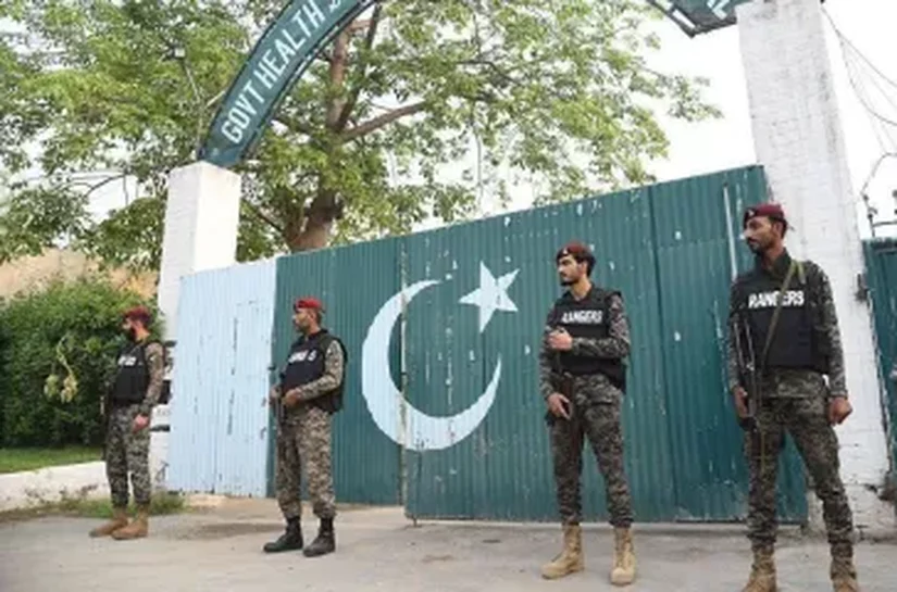 Paquistão destruiu jatos indianos em batalha aérea de uma hora, diz premiê