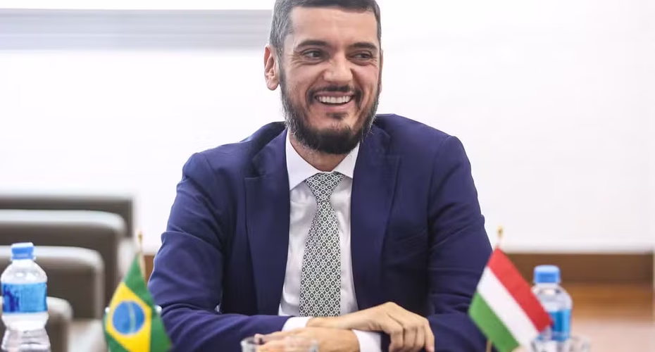 Rodrigo Bacellar, presidente da Alerj, é preso pela PF por suspeita de ter avisado a TH Joias sobre prisão iminente em setembro