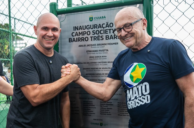 Prefeitura e Governo do Estado entregam campo e quadra no Três Barras e ampliam investimentos em espaços esportivos em Cuiabá