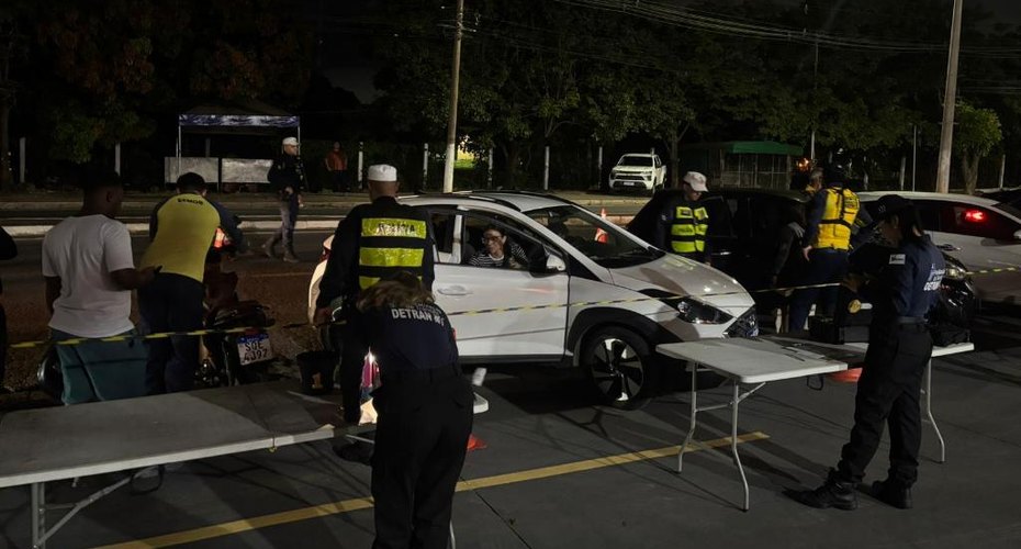 Operação Lei Seca prende 12 condutores e remove 45 veículos em Cuiabá