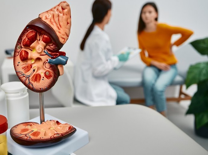 Médico alerta que hepatite A é altamente contagiosa, reforça formas de transmissão e destaca a vacinação como principal proteção