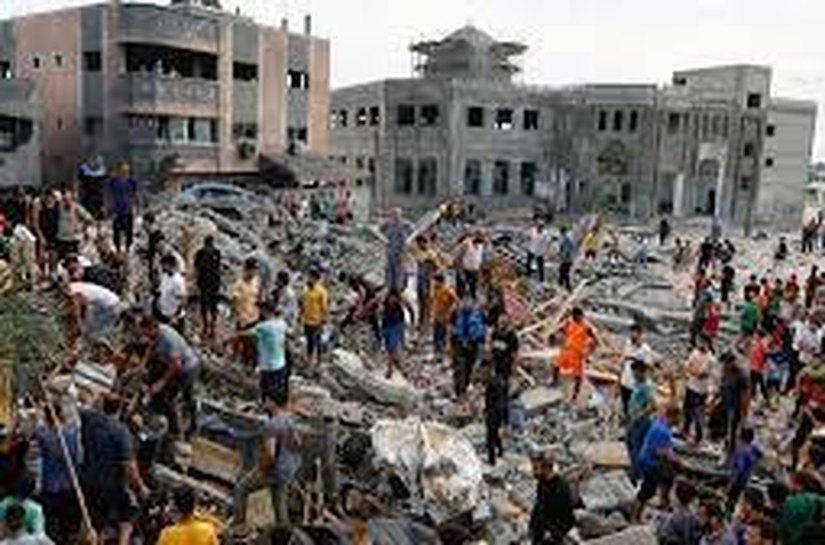 Israel ordena que 1,1 milhão de palestinos se desloquem para o sul da Faixa de Gaza em 24 horas