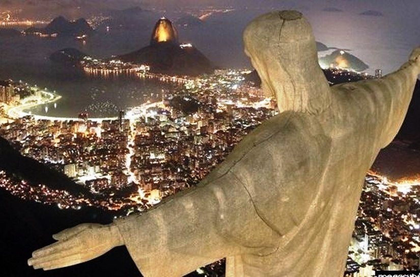 Rio de Janeiro celebra os 90 anos do Cristo Redentor