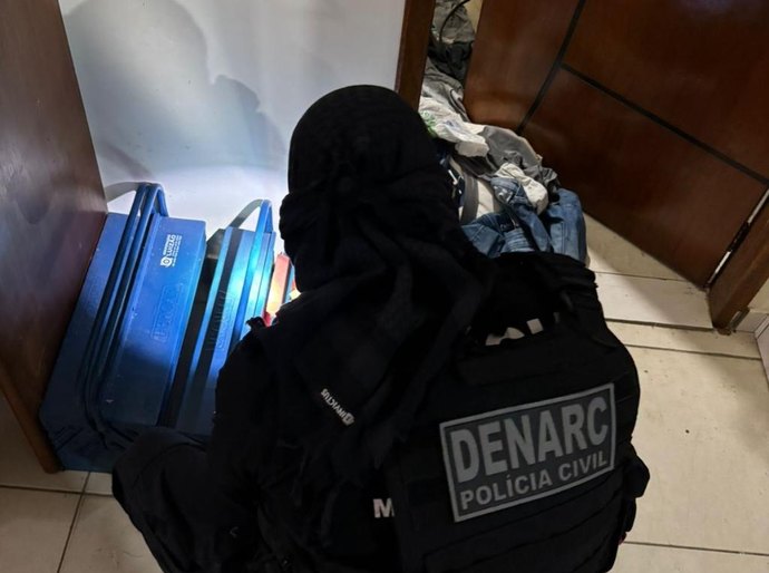 Polícia Civil desarticula rede descentralizada de distribuição de drogas na Capital