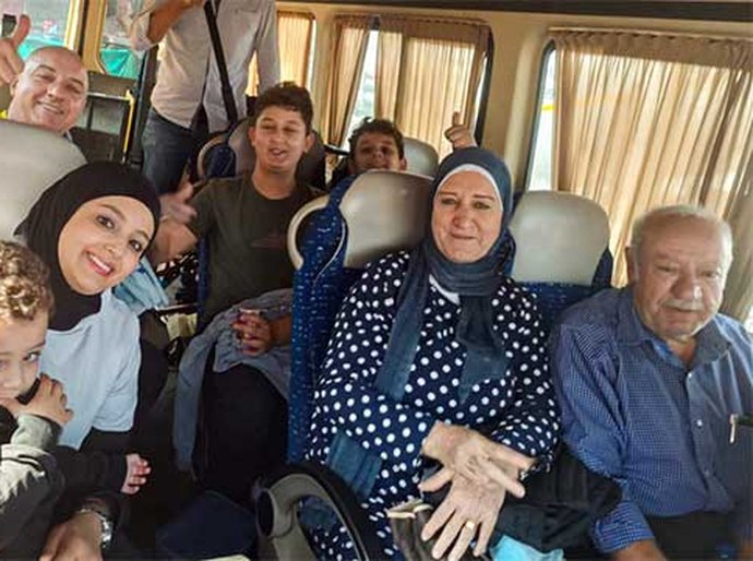 Grupo de 32 brasileiros é resgatado da Cisjordânia, na Palestina