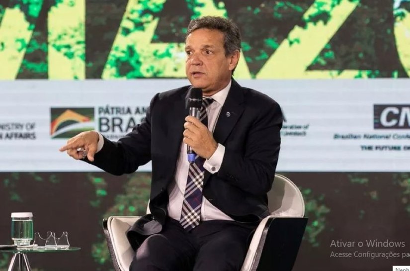 Conselho da Petrobras elege Caio Mário Paes de Andrade como novo presidente