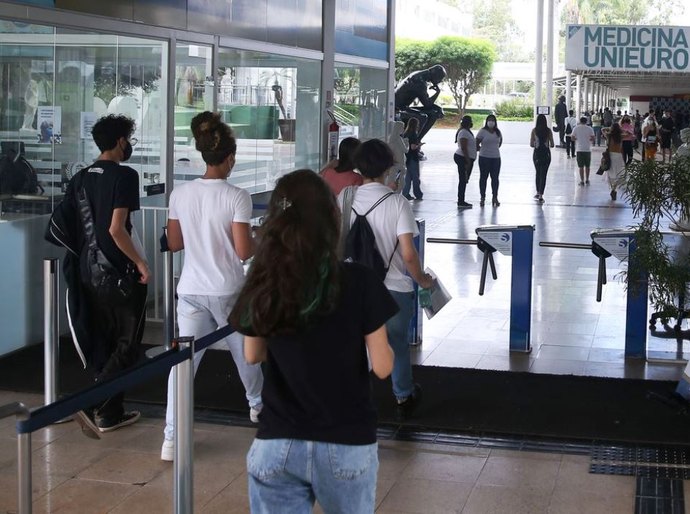 Prazo de inscrições para o Enem 2022 termina amanhã