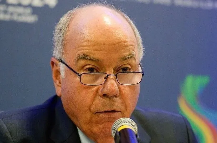 Nos EUA, Mauro Vieira aguarda sinal para negociar tarifaço