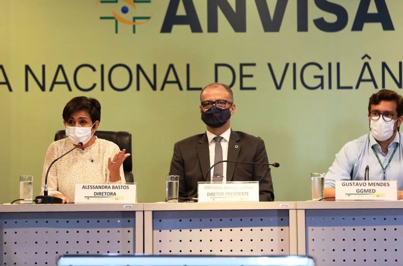 Anvisa mantém suspensão de testes da CoronaVac no país
