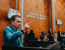 Sérgio Ricardo propõe mutirão e Refis para servidores com dívidas de consignados
