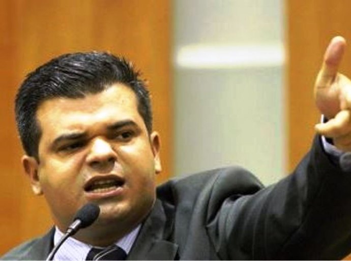 Riva denuncia e MP ‘encurrala’ exs-deputados Walter Rabelo, Maksues Leite e mais 3 por improbidade