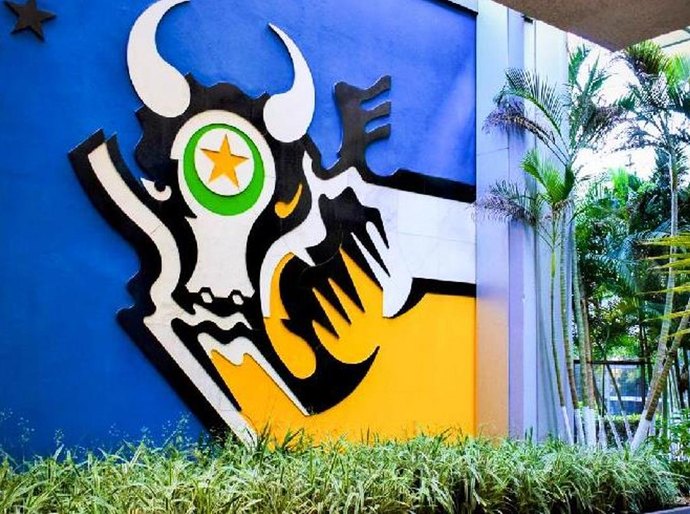 Governo de MT atualiza medidas e autoriza drive-thru e sistema pegue-leve de restaurantes até 20h45