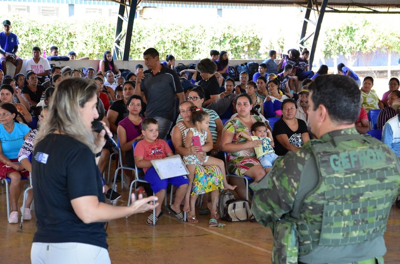 Governo de MT leva serviços de cidadania a moradores de comunidade rural de Cáceres