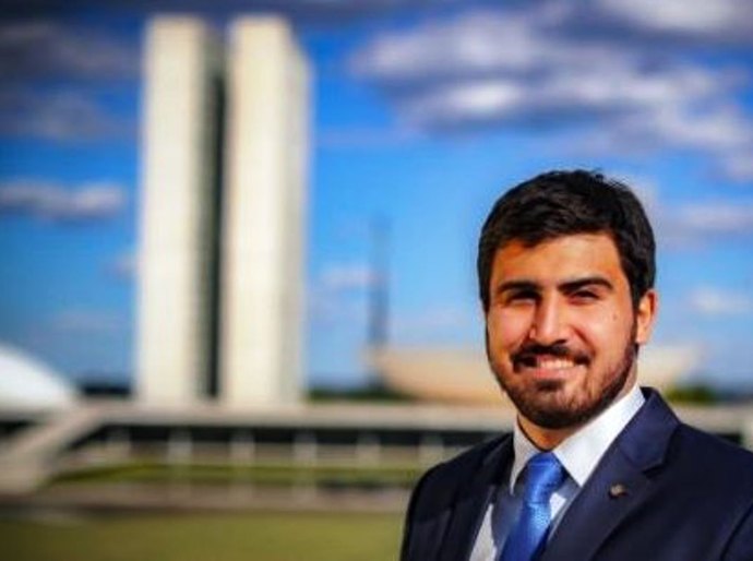 Emanuelzinho é o único parlamentar de MT a não abrir mão da aposentadoria especial na Câmara