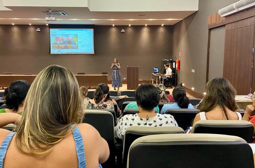 SES reúne 70 cirurgiões-dentistas em palestra sobre prevenção ao câncer de boca