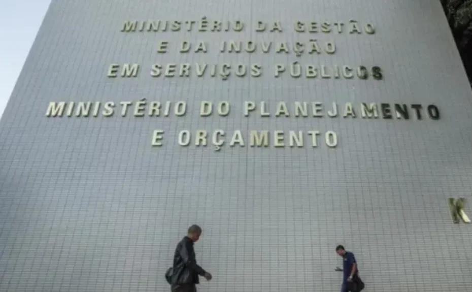 Governo apresenta PLOA 2027 com despesas de R$ 2,8 tri e superávit primário