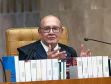 Gilmar Mendes nega pedido de prisão domiciliar para Bolsonaro