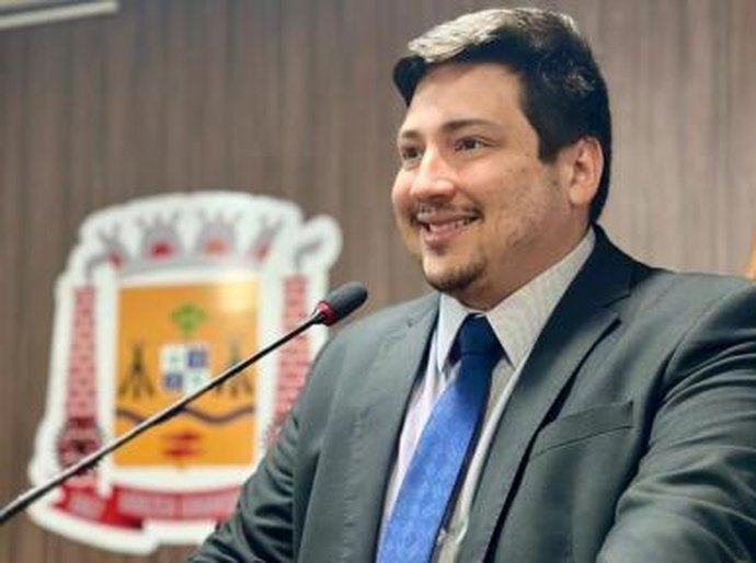 Vereador e médico de VG é preso embriagado após desacato e ameaças a policiais em Cuiabá