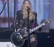 Sexo, garrafada, quadradinho: 10 cenas que deram o que falar no show da Madonna