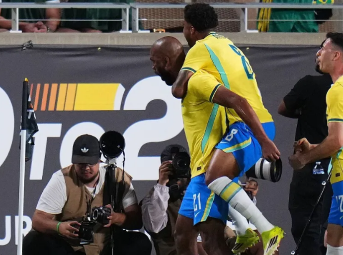 Brasil vence Croácia em teste final antes de convocação para Copa do Mundo