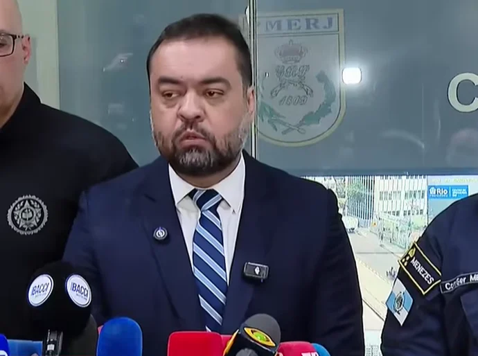 Forças Armadas negaram 3 pedidos para apoio de blindados ao RJ, diz Castro