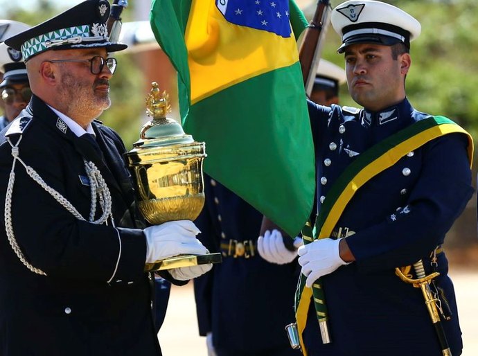 Geral Emprestado para bicentenário, coração de D. Pedro I chega ao Brasil