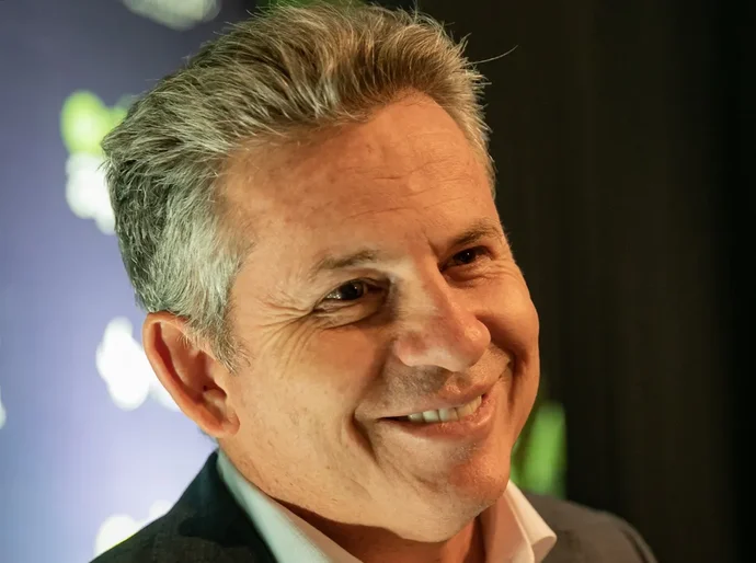RETA FINAL AO SENADO: QUAEST PÕE MAURO COM 37%, JANAÍNA COM 23% E MEDEIROS COM 17%; SEGUNDA VAGA CONCENTRA ATENÇÕES