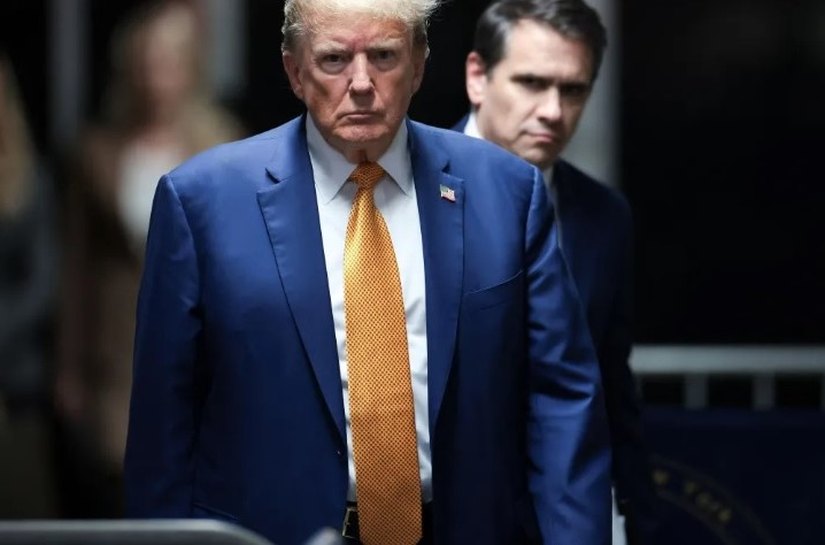 Trump diz estar “OK” em cumprir possível pena de prisão após condenação