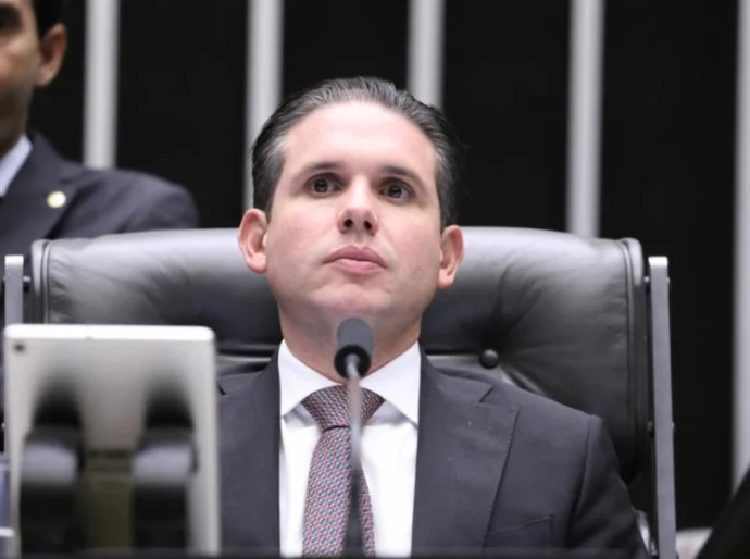 Vamos fazer um texto de convergência, diz Hugo sobre transição da 6x1